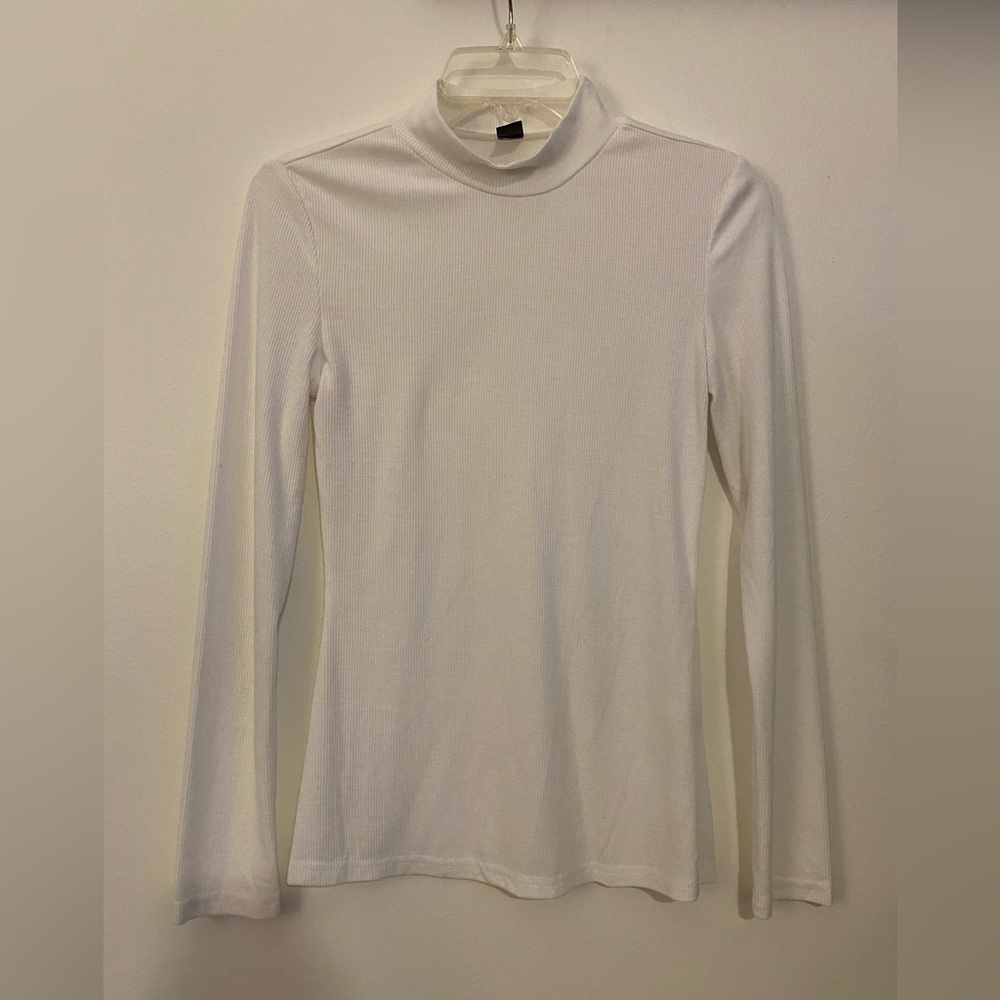 White SHEIN turtle neck